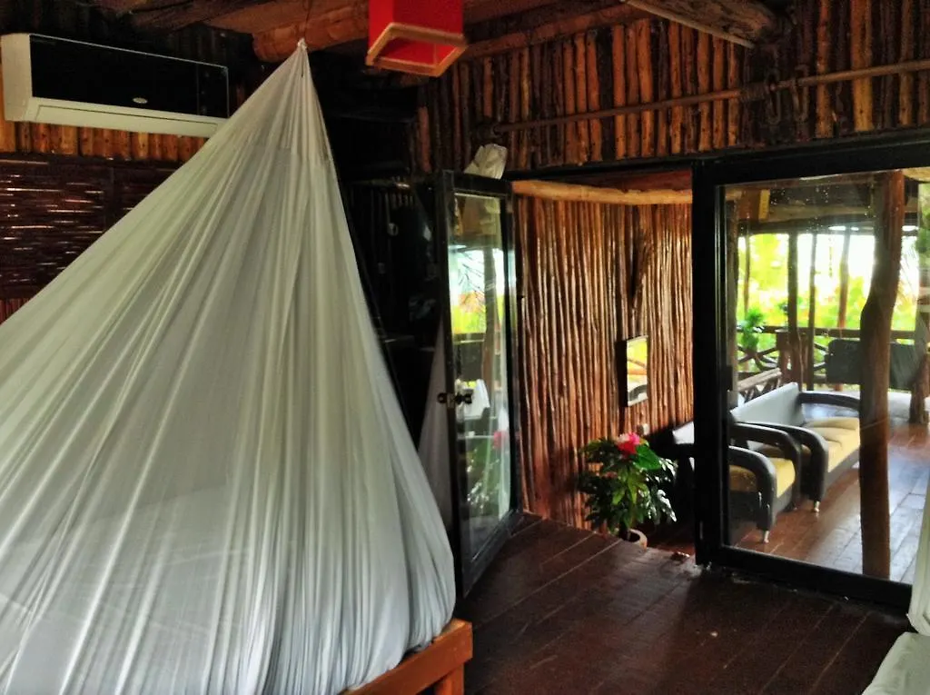 Lodge El Caracol Tulum Hotel